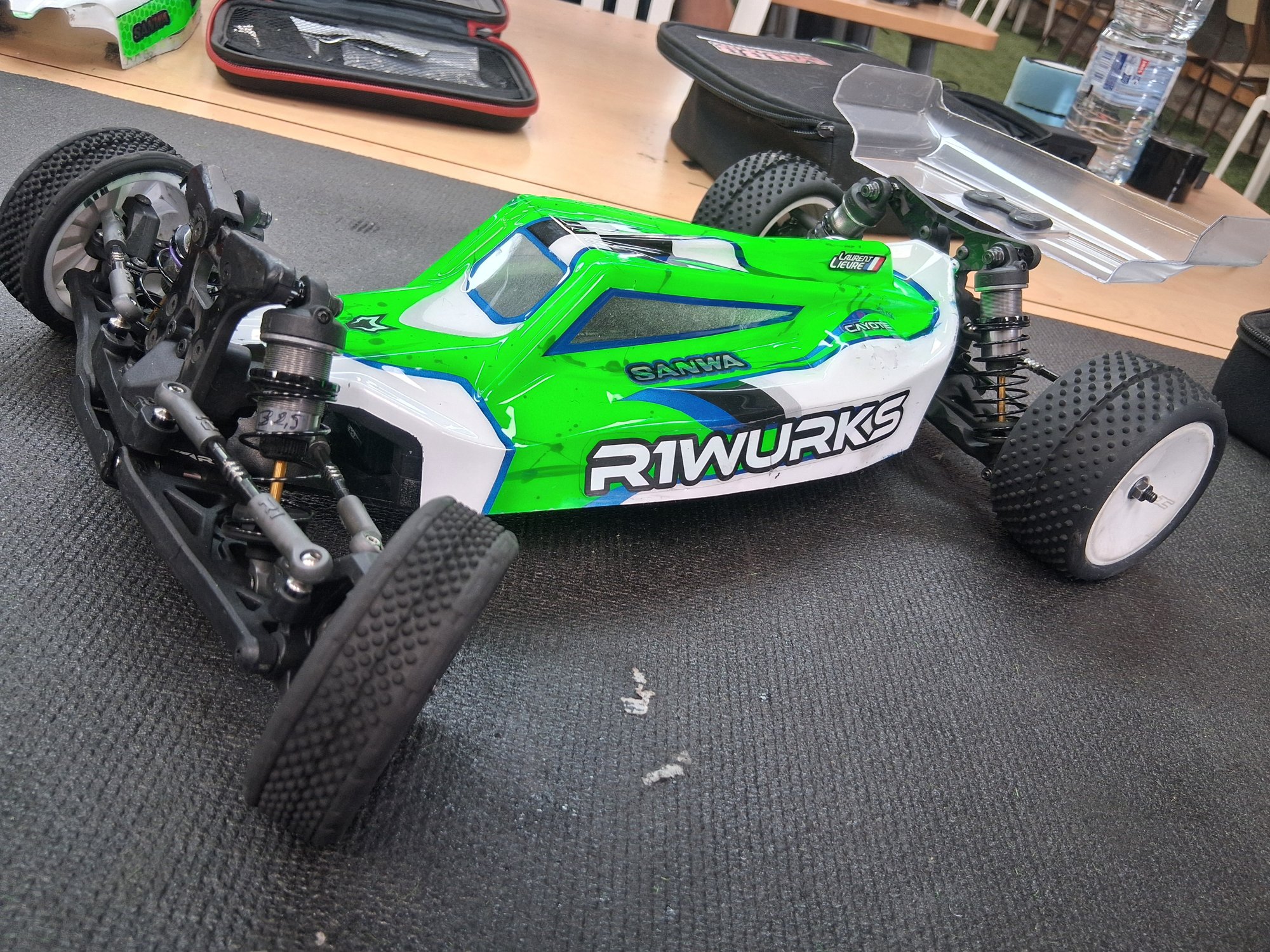 R1 wurks R1