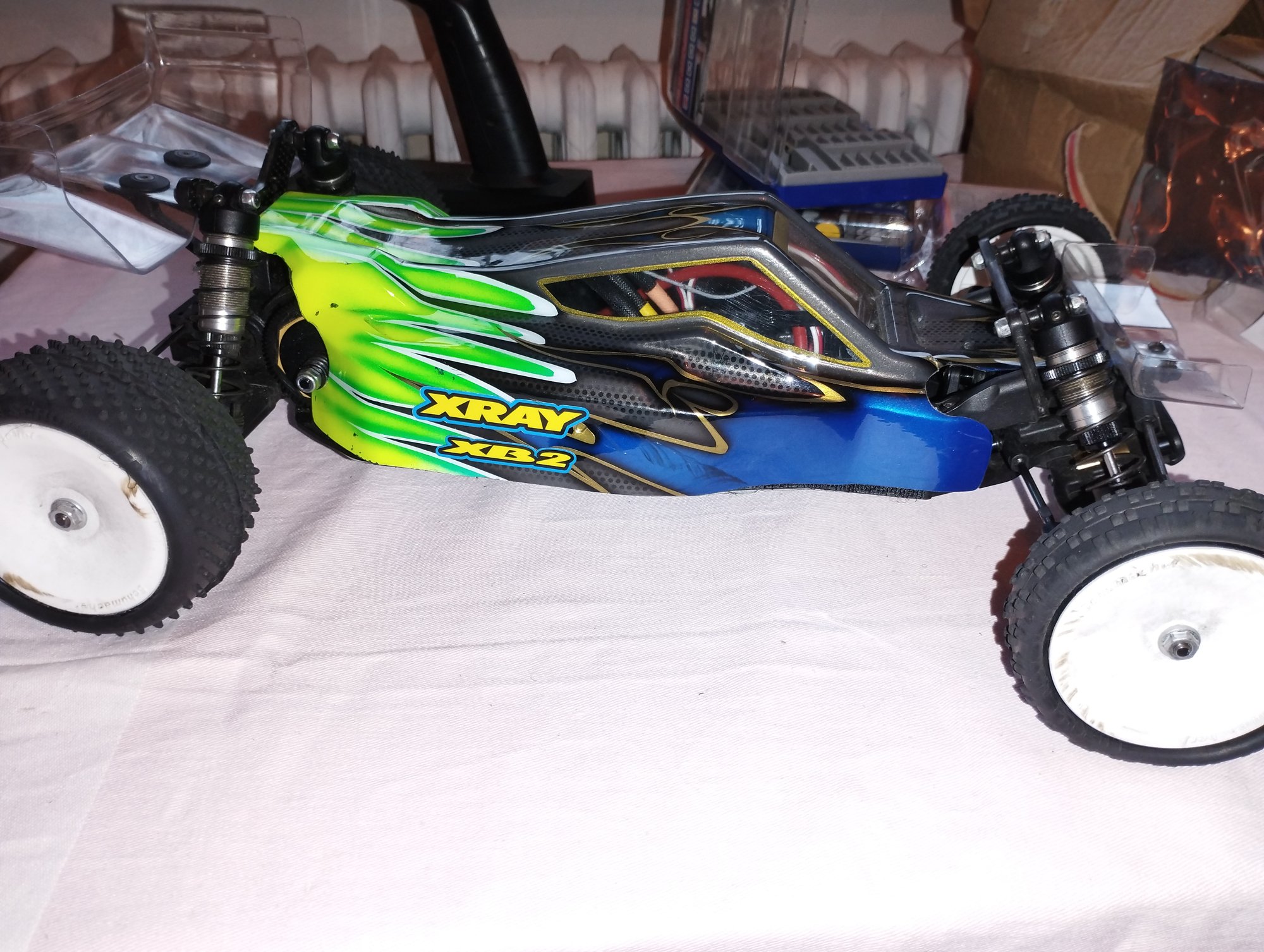 Xray XB2
