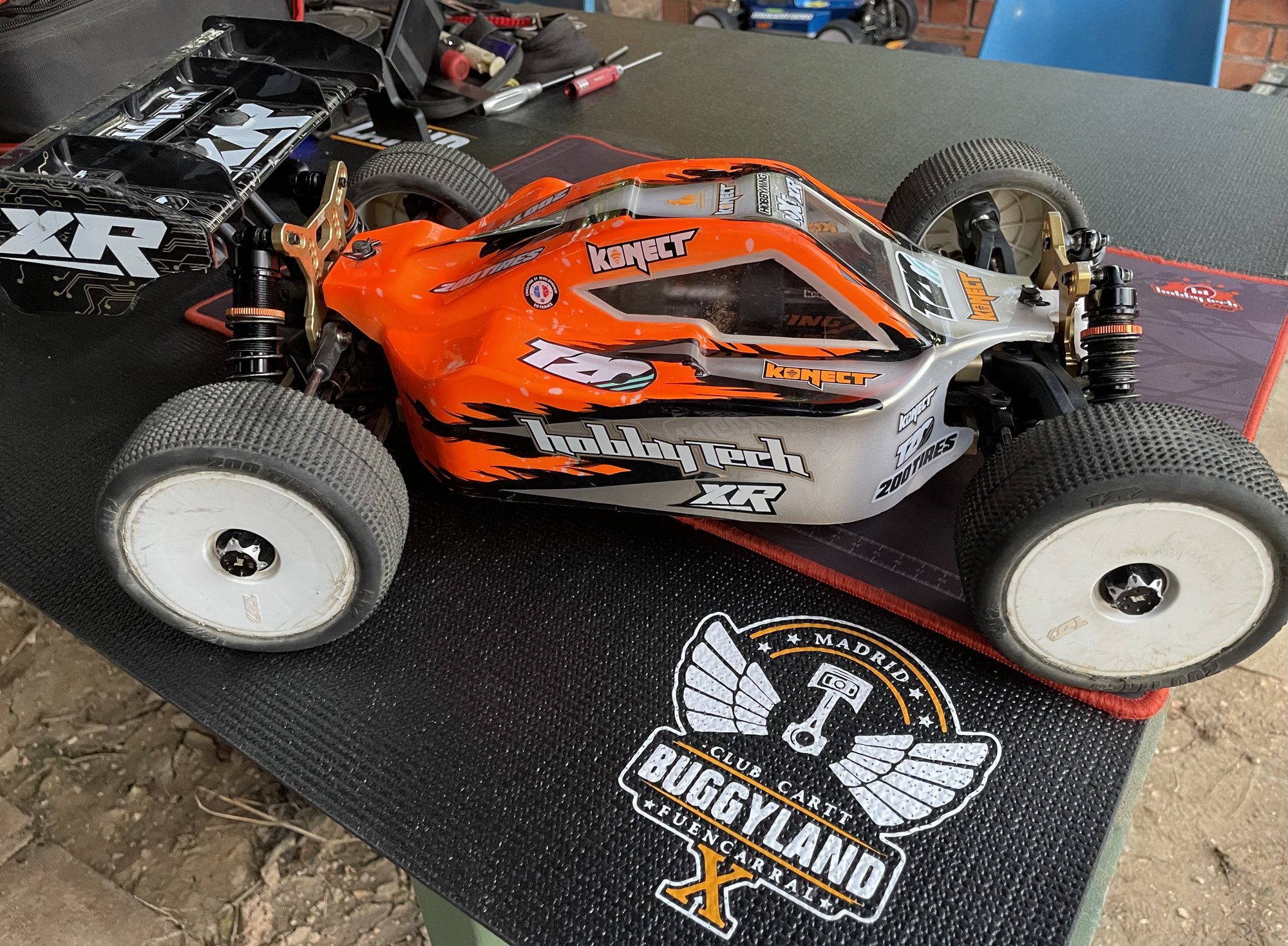 Hobbytech XR, TT 1/8 Électrique, voiture radiocommandée de Stéphane Mateo, TTMBC