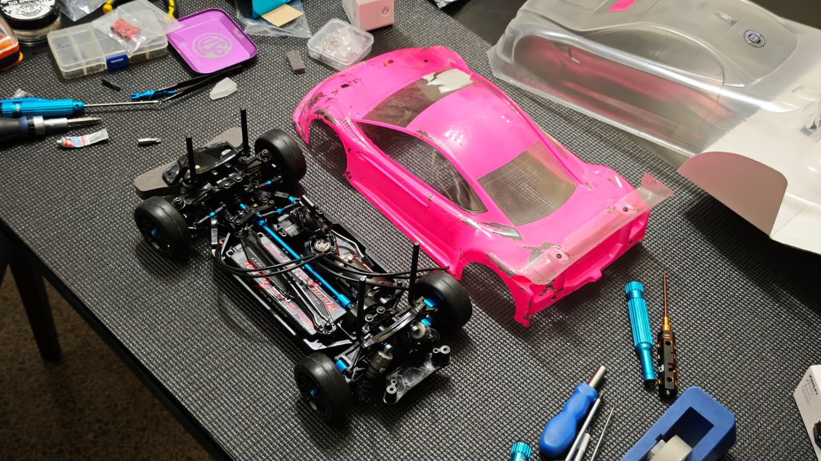 Tamiya TT-02R, Piste 1/10 TC Stock 13.5T, voiture radiocommandée de Ticu Cusó, AMSA Trinitat