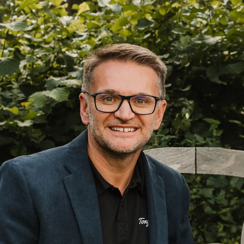 Tony Masclet, photographe de mariage et président du RC Park